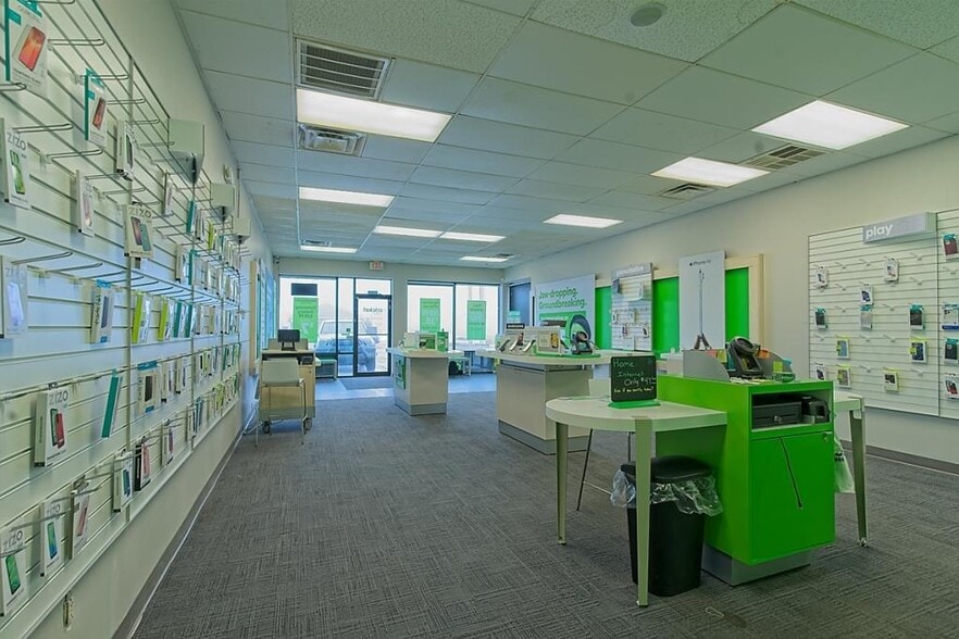 More Photos Of 2223-2235 N Fairfield Rd, Beavercreek Unknown For Lease