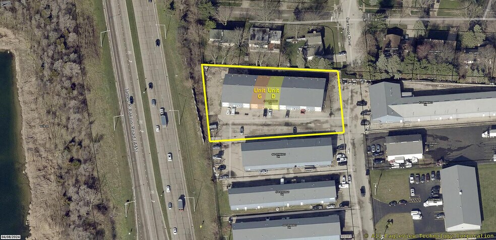 More Photos Of 470 Jennings Dr, Lake In The Hills Service For Lease