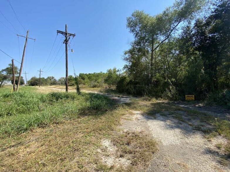 Primary Photo Of 0 Chemical Rd, Beaumont Land For Sale