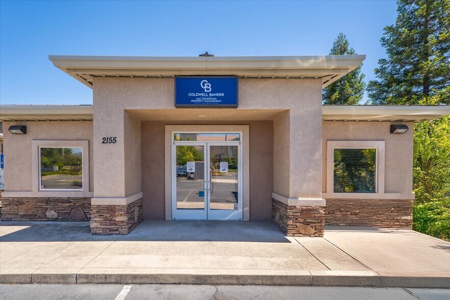 More Photos Of 2155 Larkspur Ln, Redding Office For Sale