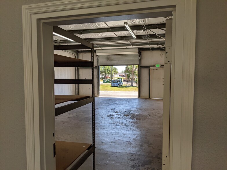 More Photos Of 23330 Harborview Rd, Port Charlotte Flex For Sale