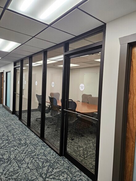 More Photos Of 6455 Lake Ave, Orchard Park Office Residential For Lease