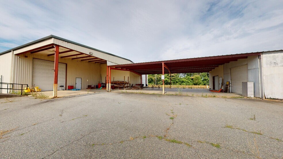 More Photos Of 2773 Marshall Dr, Tifton Warehouse For Sale