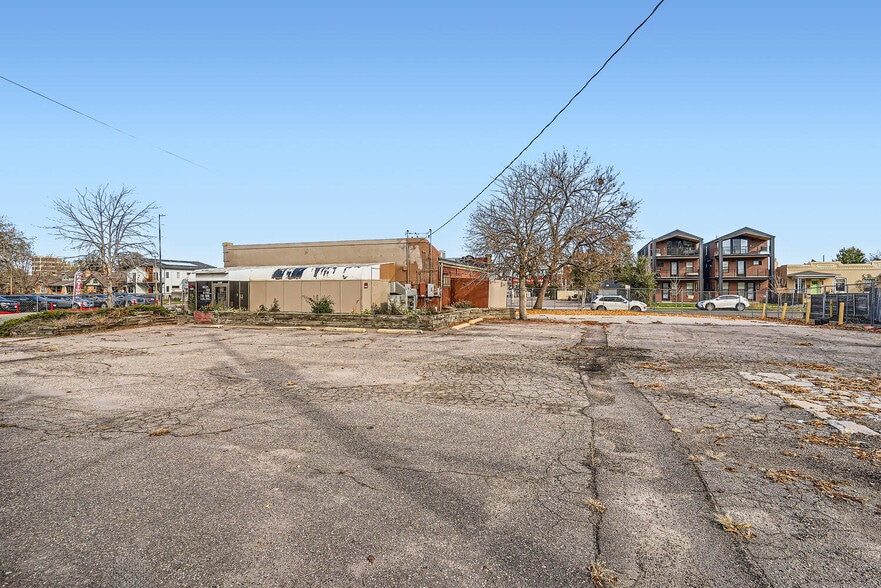 More Photos Of 3800 W Colfax Ave, Denver Restaurant For Sale