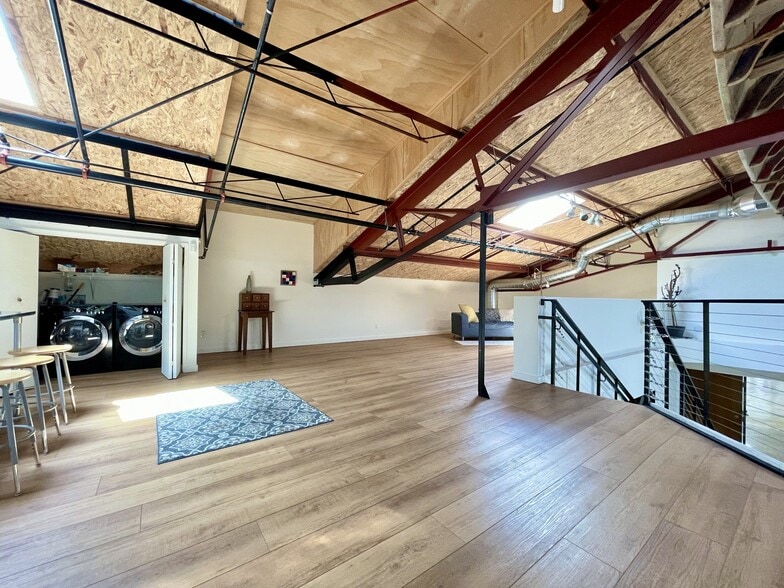 More Photos Of 3114 Larimer St, Denver Flex For Sale