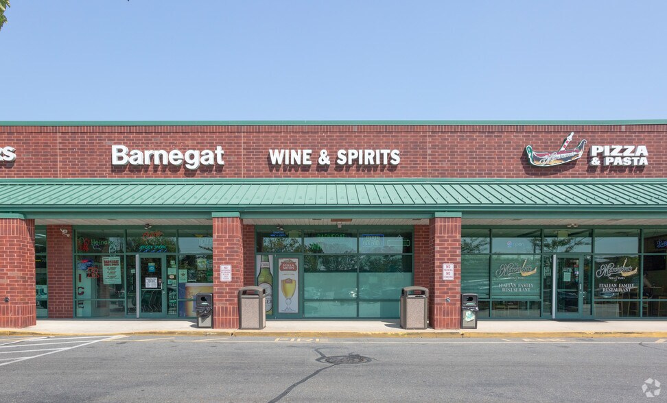 More Photos Of 912 W Bay Ave, Barnegat Storefront For Lease