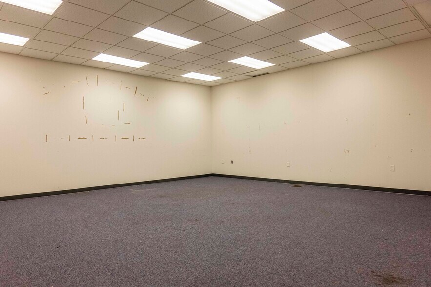 More Photos Of 1 Rooster Way, Barry Industrial For Sale