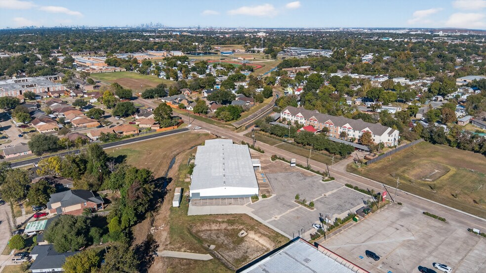 More Photos Of 2606 Cherry Brook Ln, Pasadena Warehouse For Sale