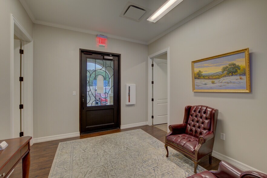 More Photos Of 13625 Ronald Reagan Blvd, Cedar Park Unknown For Lease