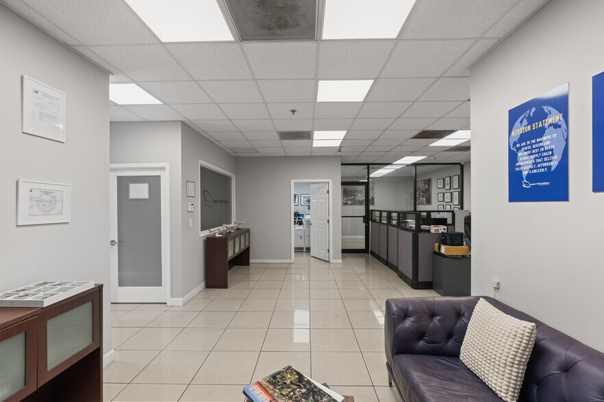 More Photos Of 8305 NW 27th St, Doral Distribution For Lease