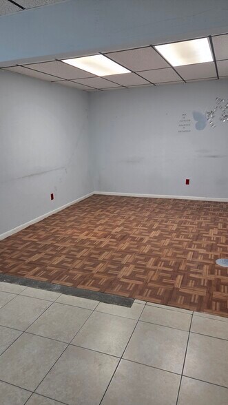 More Photos Of 3383 NW 7th St, Miami Medical For Lease