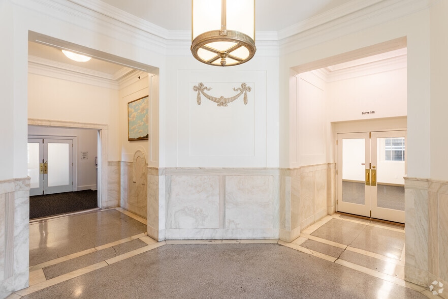 More Photos Of 41 N Main St, Norwalk Office For Lease