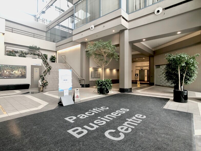 More Photos Of 5811 Cooney Rd, Richmond Office For Lease