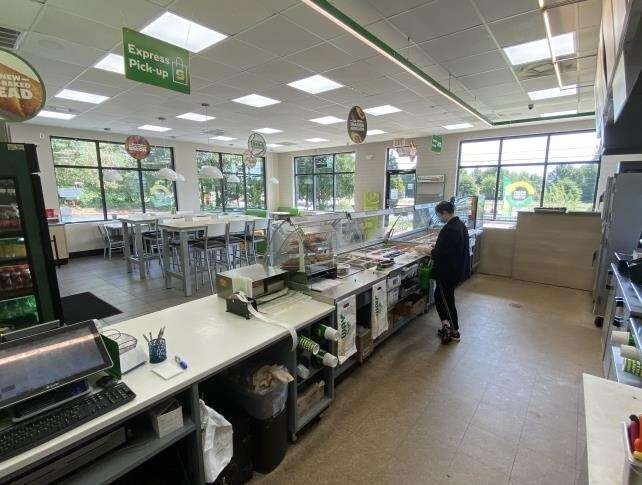 More Photos Of 918 S Mechanic St, Pendleton General Retail For Sale