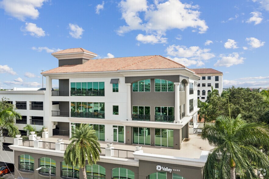 More Photos Of 1 N Federal Hwy, Boca Raton Office For Lease