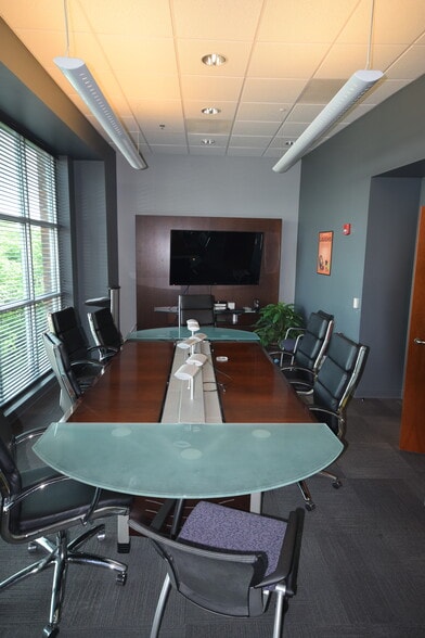 More Photos Of 200 S River Market Ave, Little Rock Office For Sale