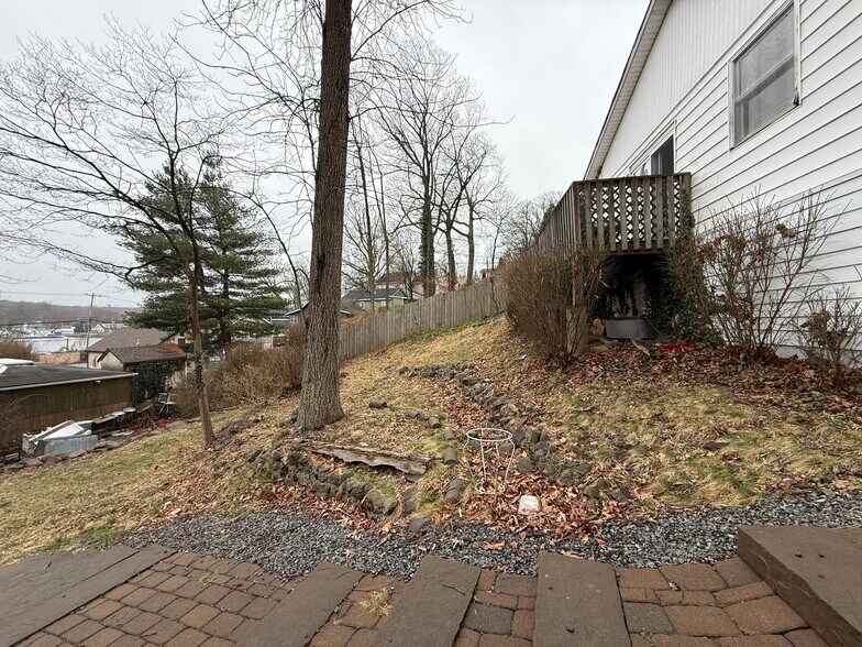 More Photos Of 120 Brady Rd, Lake Hopatcong Restaurant For Sale