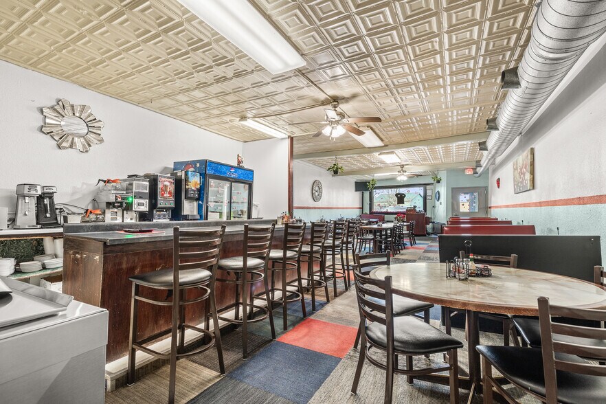 More Photos Of 6569 Cameron Ave, Vesper Restaurant For Sale