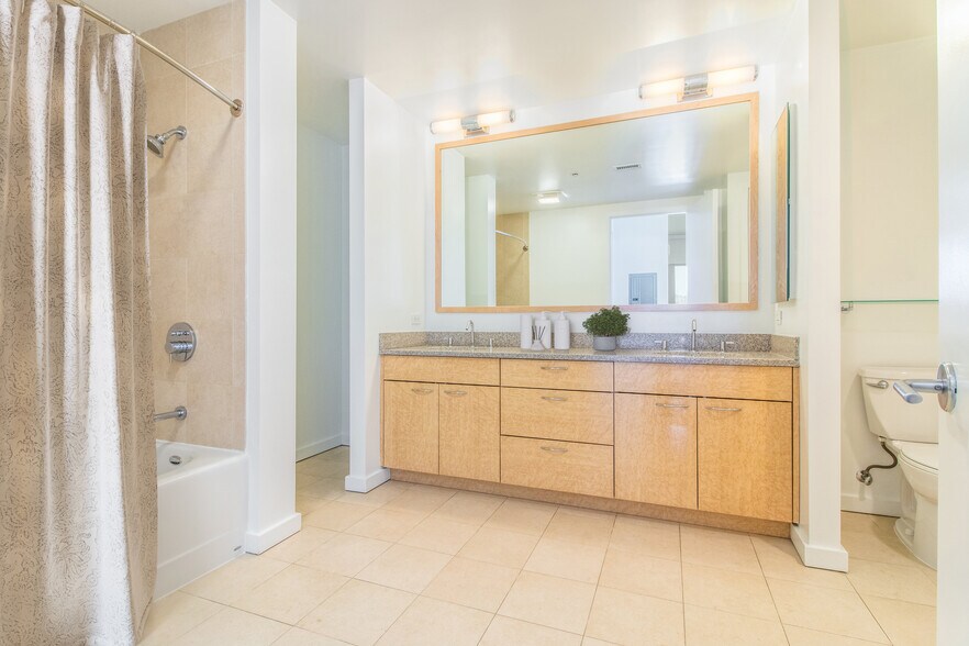 More Photos Of 100 Grand Ave, Oakland Apartments For Lease