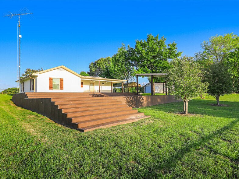 More Photos Of 2769 RS County Road 3160, Emory Lodge Meeting Hall For Sale