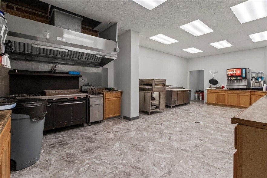 More Photos Of 1649 W US Highway 160, West Plains Skating Rink For Sale