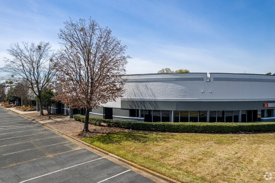 More Photos Of 1335 Capital Circle, Marietta Unknown For Lease