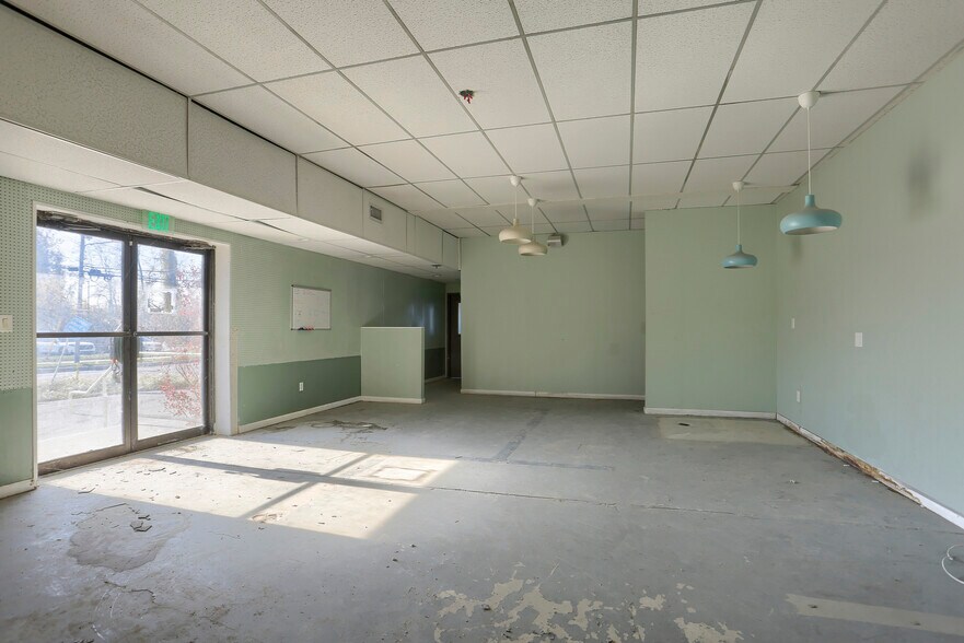 More Photos Of 1070 S Cameron St, Harrisburg Warehouse For Sale