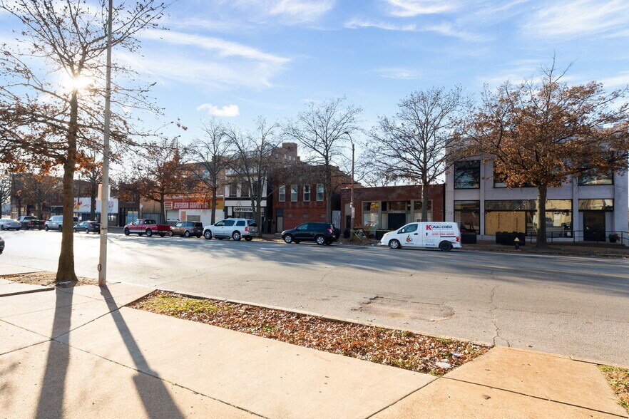 More Photos Of 2525 S Jefferson Ave, Saint Louis General Retail For Sale