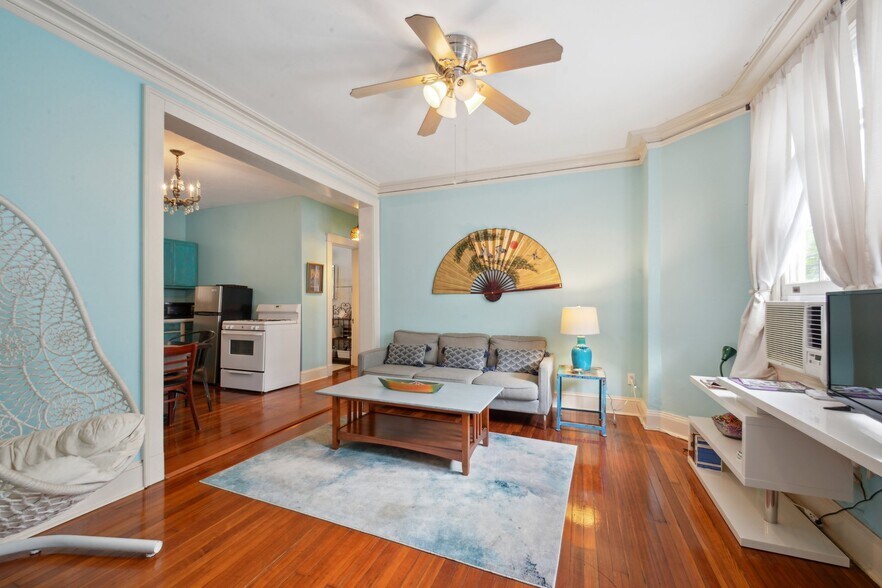 More Photos Of 1730 Prytania St, New Orleans Apartments For Sale
