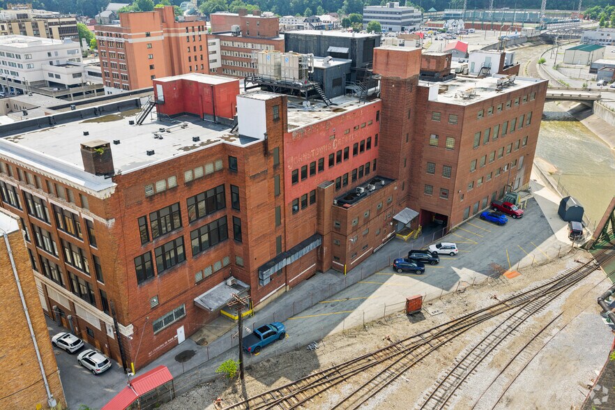 More Photos Of 319 Washington St, Johnstown Office For Sale