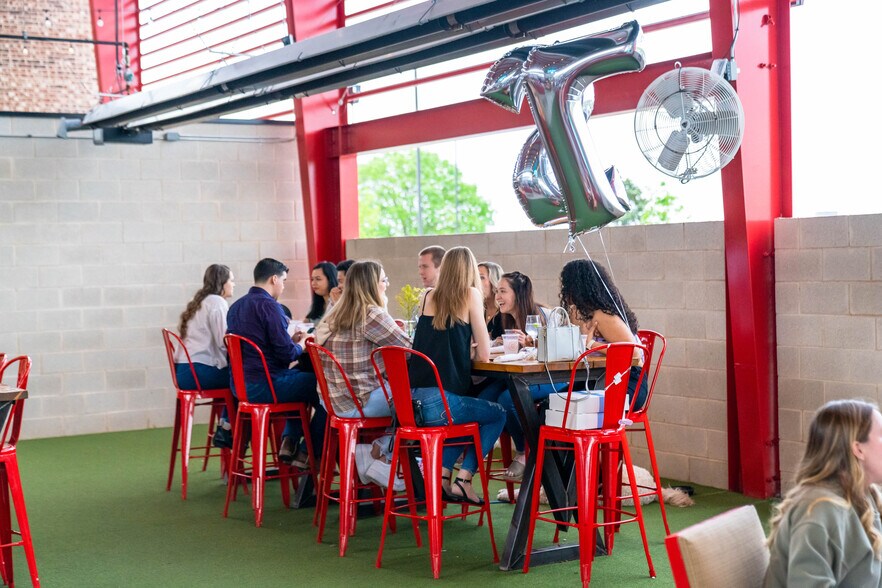 More Photos Of 2980 SH TX-114 Frontage Rd, Trophy Club General Retail For Sale