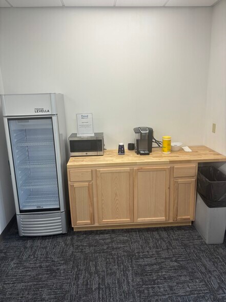 More Photos Of 9740 Grand Ave S, Minneapolis Office For Lease