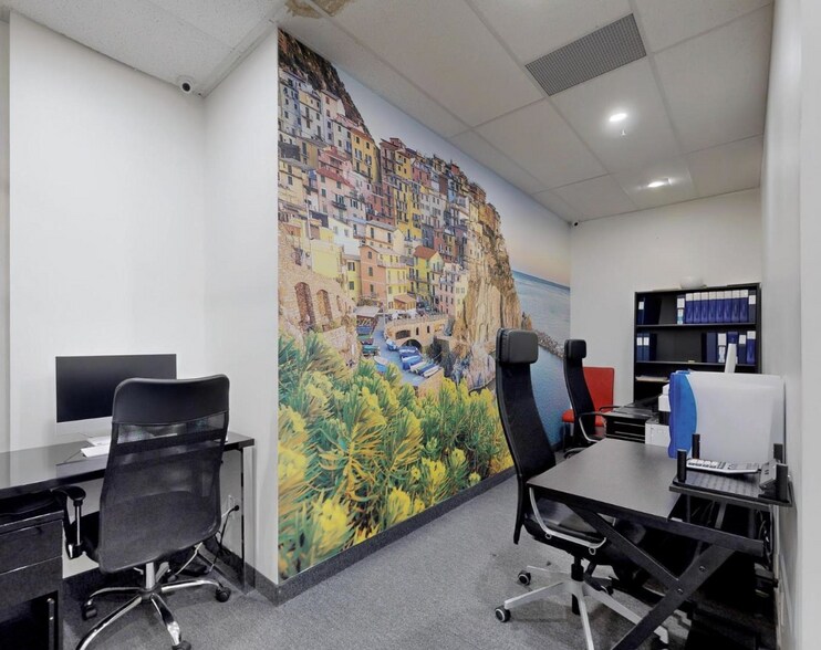 More Photos Of 7191 Yonge St, Markham Medical For Sale