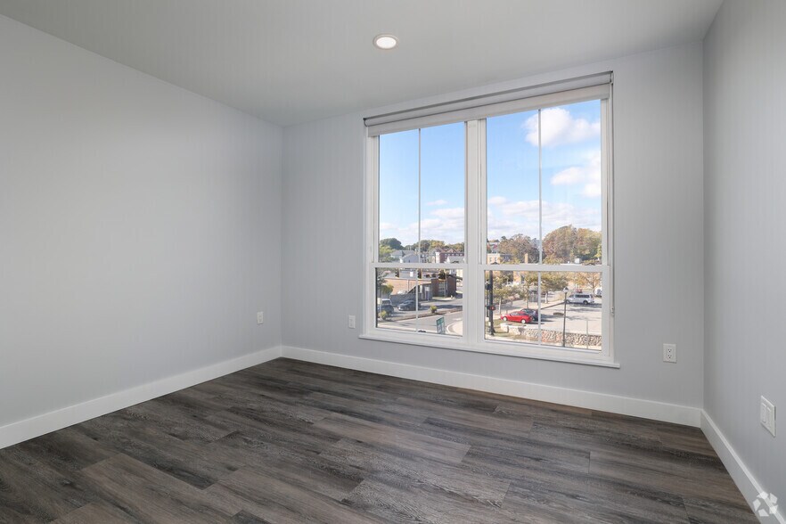 More Photos Of 231 Washington St, Salem Coworking Space