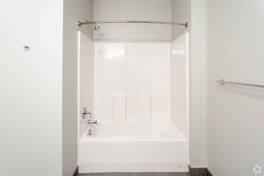 More Photos Of 490 Broadway St, Buffalo Apartments For Lease