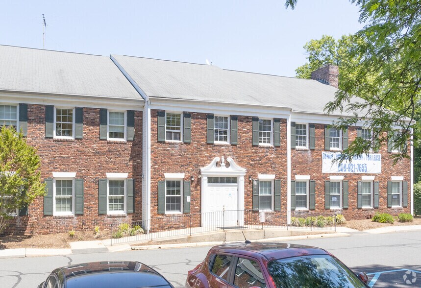 More Photos Of 168 Franklin Corner Rd, Lawrenceville Medical For Sale