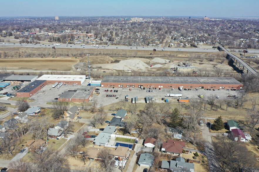 More Photos Of 3720-3732 D St, Omaha Unknown For Lease