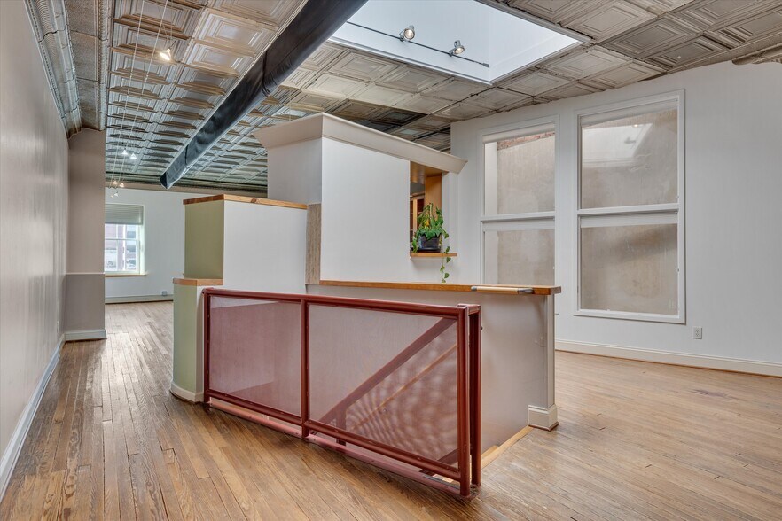 More Photos Of 329 W Main St, Durham Office For Lease