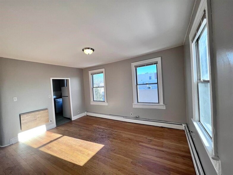More Photos Of 200 Bergenline Ave, Union City Apartments For Sale