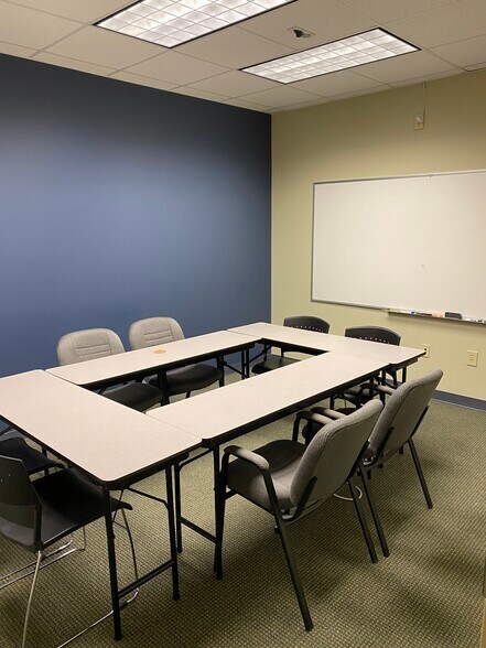 More Photos Of 2098 Teron Trace, Dacula Medical For Lease