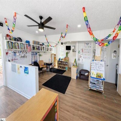 More Photos Of 615 Fairview St, Fountain Inn Office For Sale