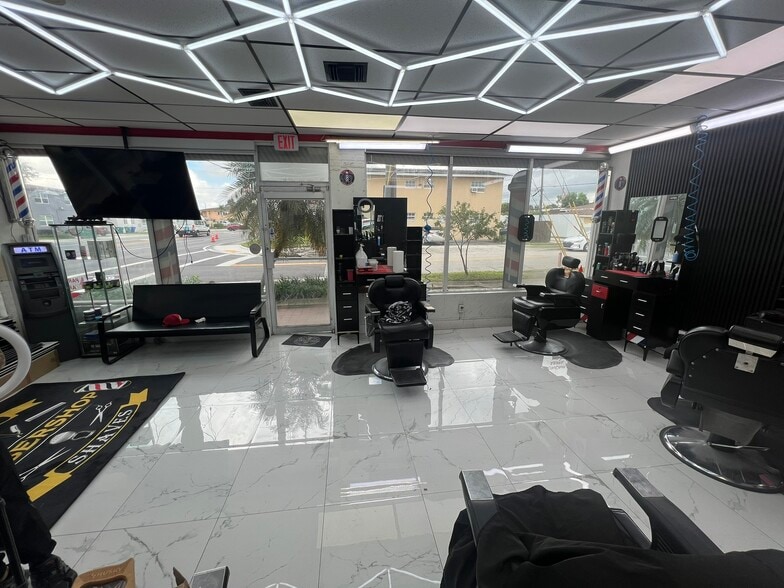More Photos Of 601 SW 57th Ave, Miami Storefront Retail Office For Sale