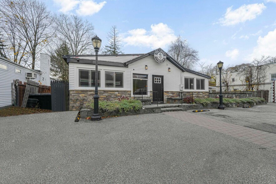Primary Photo Of 112 Windermere Ave, Greenwood Lake Bar For Sale