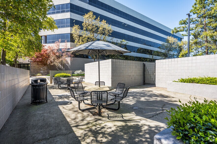 More Photos Of 1750 Howe Ave, Sacramento Coworking Space