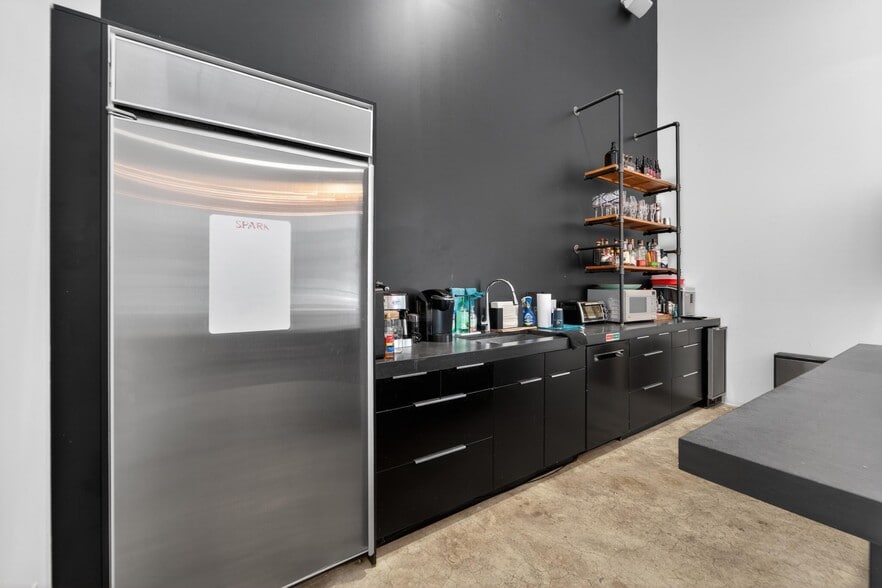 More Photos Of 2309 W Platt St, Tampa Freestanding For Lease