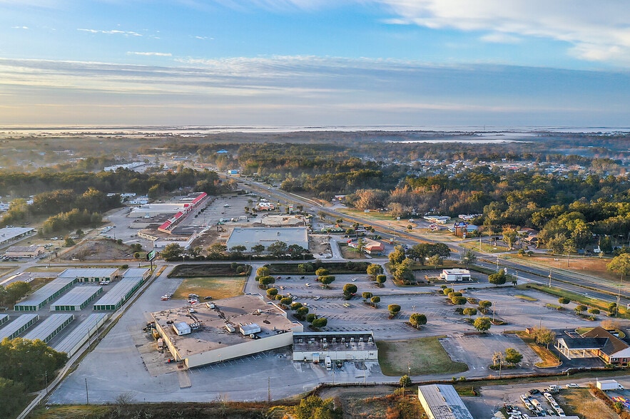 More Photos Of 10135 SE US Highway 441, Belleview Unknown For Sale