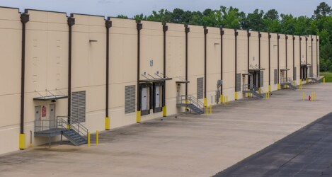 More Photos Of 2701 Bermuda Hundred Rd, Chester Warehouse For Lease