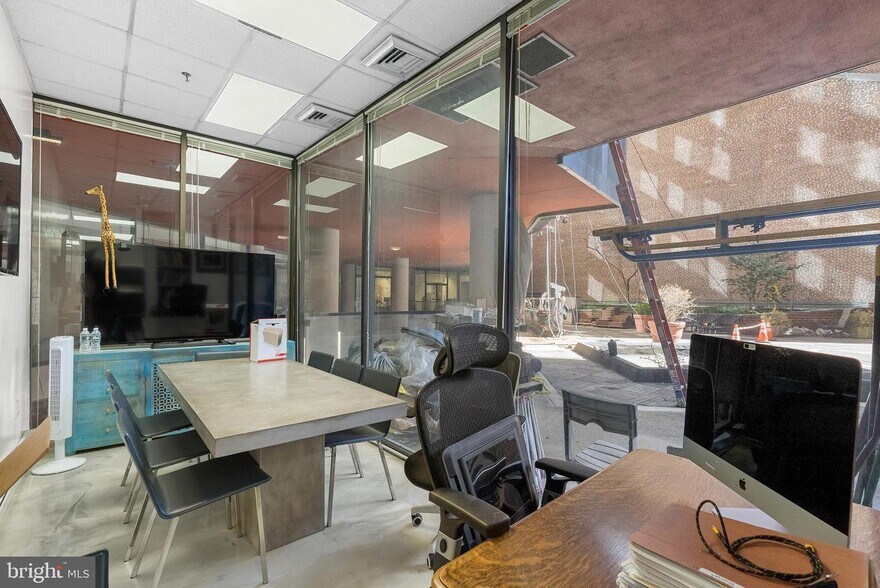 More Photos Of 1420 Locust St, Philadelphia Apartments For Sale