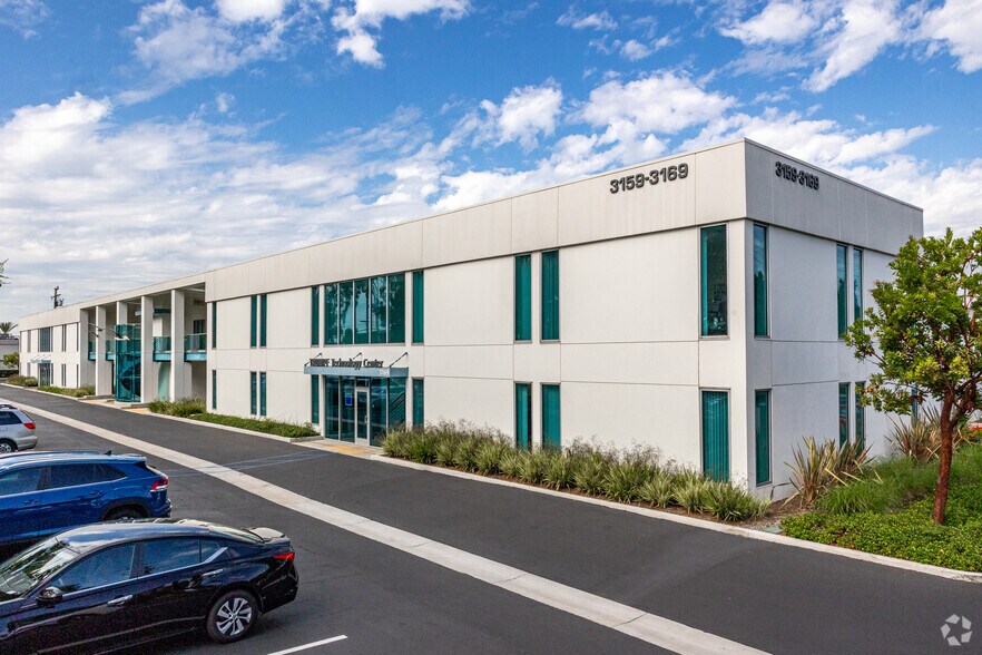 More Photos Of 3159-3169 Red Hill Ave, Costa Mesa Warehouse For Lease