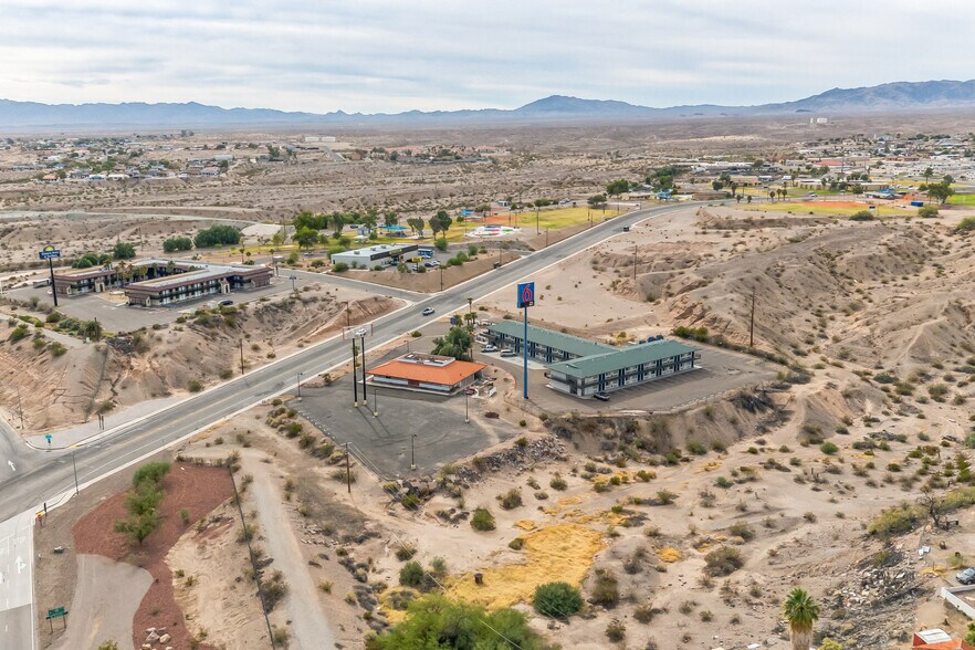 More Photos Of 1400 J St, Needles Restaurant For Sale